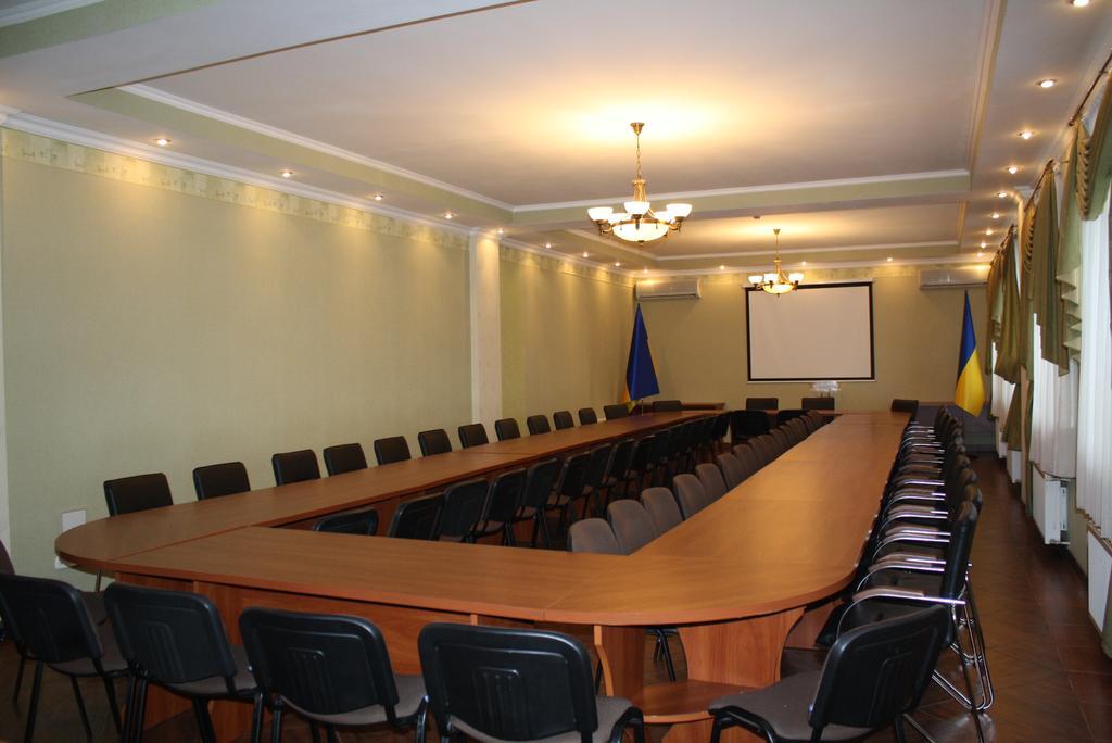 Chervona Kalina Hotel Kiev Exterior foto